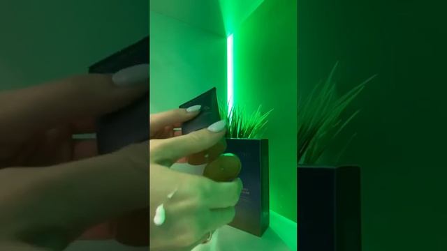 Антивозрастной крем с плацентой и эффектом лифтинга Limoni смотреть онлайн