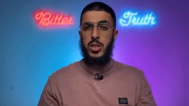 ANDREW TATE OWNS JUST PEARLY смотреть онлайн