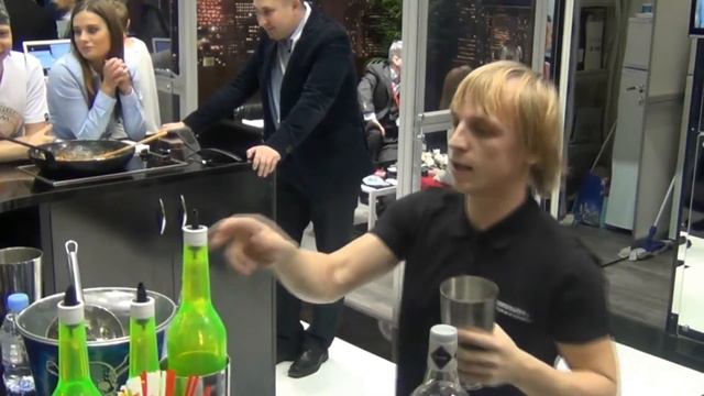 Шоу Класс Супер Фокус Чудо бармен! смотреть онлайн