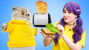 Видео про мягкие игрушки. Дымок и бутерброды на завтрак. Игры для детей