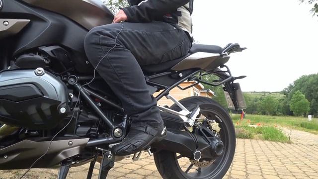 Обзор мотоцикла BMW R1200 RS от владельца смотреть онлайн