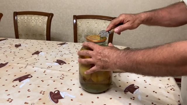 Открывалка для банок из старых дисковых пил смотреть онлайн
