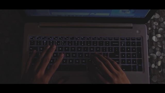 Dell Inspiron 5570 8th Gen Core i5 смотреть онлайн