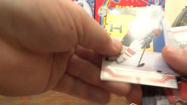 Pack Opening #125 - FIVE Dollarma 15-Packs of Hockey Cards смотреть онлайн