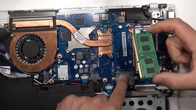 DIY #4 Samsung NP450R5E-X03IT, Sei Lento? Mettiamo Il Turbo