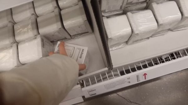 Waking up at 5AM uni vlog: desk makeover, studying for finals, redecorating room, running errands