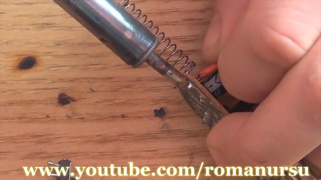 How to make a Portable USB cell-phone charger смотреть онлайн