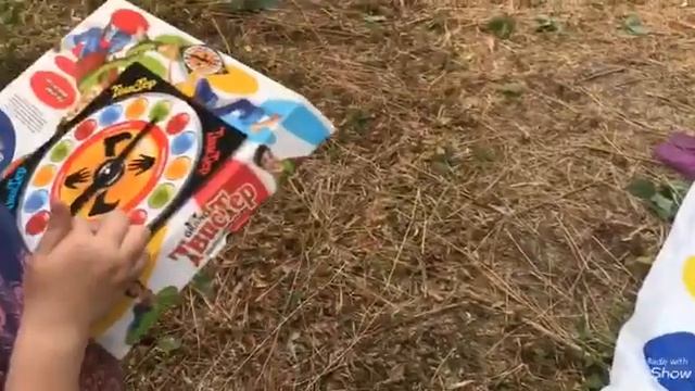 # Твистер челлендж с моими подругами. Такого формата видео вы ещё не видели ?❤️????❤️❤️❤️❤️?? смотреть онлайн