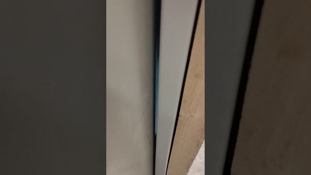 ЛИФТ ЕДЕТ смотреть онлайн