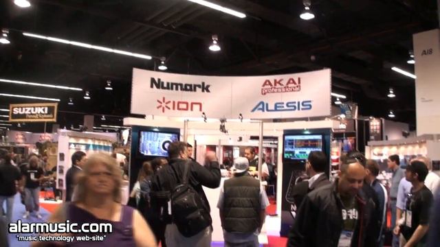 NUMARK - AKAI PRO - ALESIS @ WINTER NAMM 2010 - VIDEO REPORTAGE BY ALARMUSIC.COM смотреть онлайн