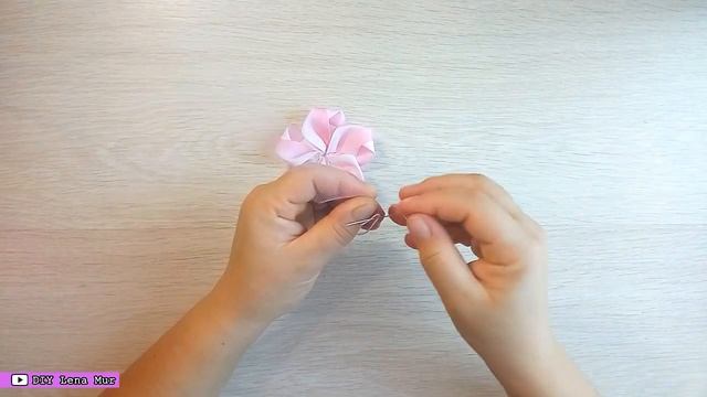 МК Нежные резинки / DIY Детские бантики смотреть онлайн