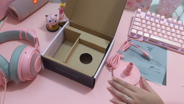 Pink Quartz Razer Seiren Mini Microphone Unboxing Video