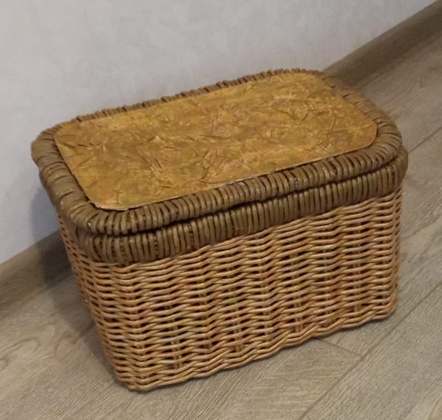 МК. Коробка с крышкой из бумажной лозы. #177 смотреть онлайн