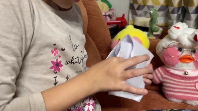 Распаковка бокса с канцелярией. Уточки Лалафанфан смотреть онлайн