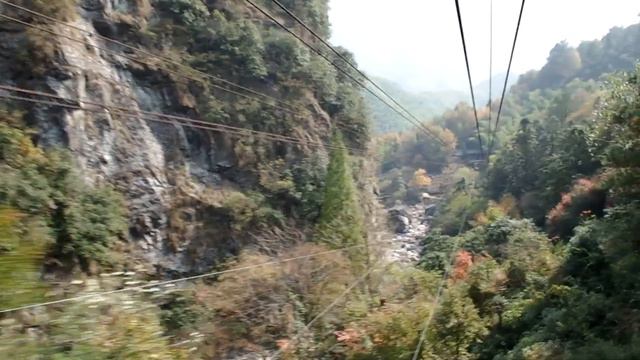 Emerald Valley Zip Line - Huangshan, China смотреть онлайн