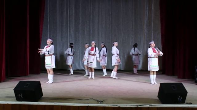 Женский танцевальный коллектив Кустанас