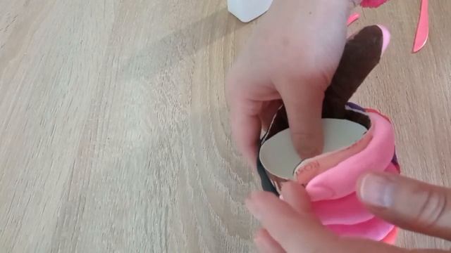 Оригинальная Ваза РУКА из кофейного стаканчика смотреть онлайн