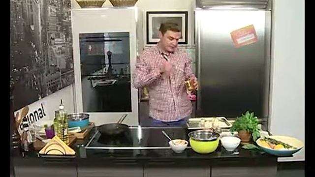 Двор на Субботней: завтрак с Максом. Рулетики смотреть онлайн