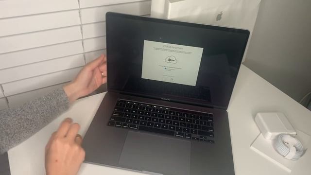 فتح علبة Macbook Pro 16 Inch آخر اصدار من آبل 2019 #Inboxing