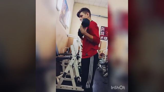 упражнения на бицепс стоя с гантелями на 15 кг смотреть онлайн