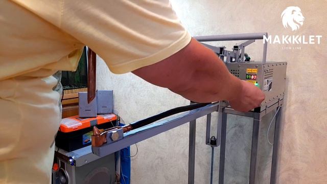 Супер сварка/Машина контактной сварки для дымоходов/4200А, 5В, вылет 550мм. смотреть онлайн