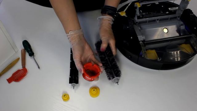 Чистка робота пылесоса iRobot Roomba смотреть онлайн