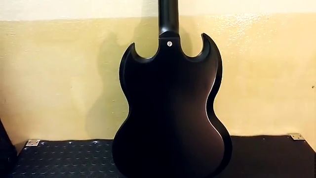 GIBSON SG Melody Maker смотреть онлайн