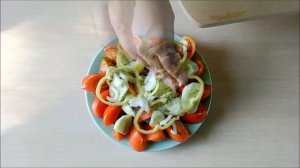 Грузинский Салат из Огурцов и Помидоров - С ОРЕХОВОЙ Пастой!