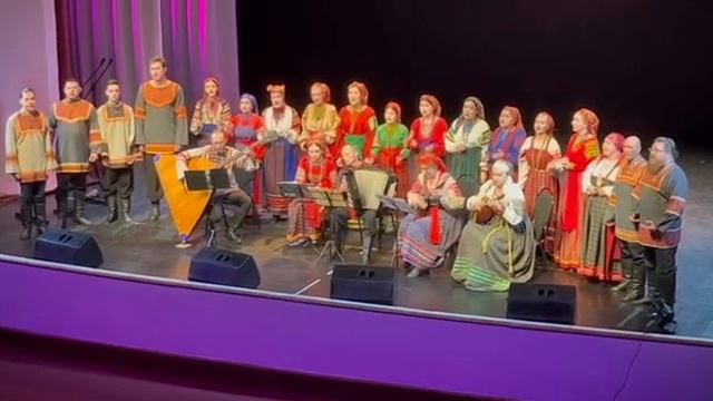 Народный молодежный ансамбль «Верея»-Люблю тебя моя Россия смотреть онлайн