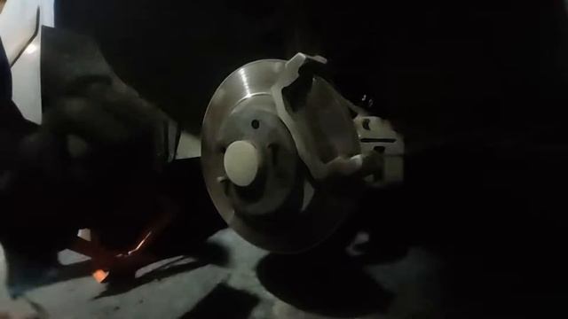 Как менять тормозные диски с колодками на лада гранта, гранта 2 , калина, калина 2,  2110, 2109,219