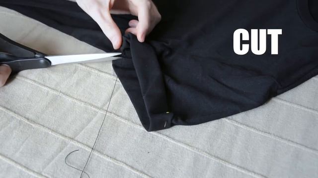 Rolled Sleeve T-Shirt DIY | Francesco Sacchini смотреть онлайн