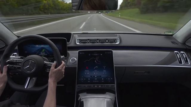 Mercedes Benz S Class 2021 Active Lane Change Assist смотреть онлайн