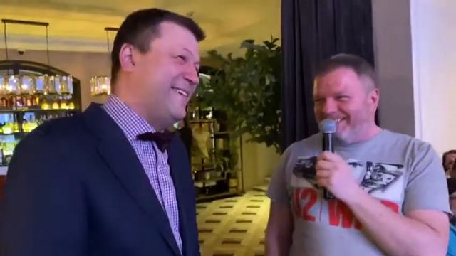 Журналист Борис Барабанов и ведущий Михаил Довженко смотреть онлайн