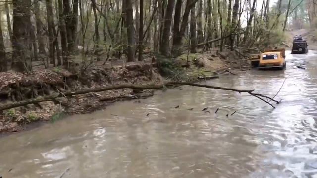 OFF-ROAD 4x4 Мегa-УАЗ, УАЗ на БТРовских, Нива, LAND ROVER, Mitsubishi Pajero, Toyota HiLux смотреть онлайн