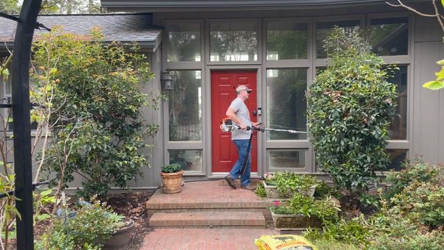 Trimming Bushes/Trees W/Stihl KombiSystem Hedge Trimmer