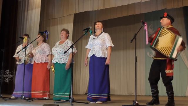 Народный ансамбль "Казачьи сердца" смотреть онлайн
