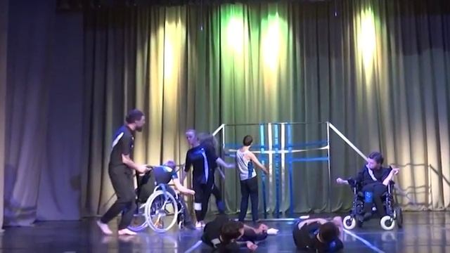 ИНКЛЮЗИВНЫЕ ТАНЦЫ смотреть онлайн