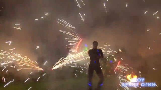 Пиро-музыкальное шоу шоу-группа «Яркие огни» смотреть онлайн