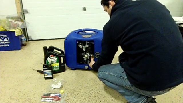 Hyundai HY2000si Portable Generator смотреть онлайн