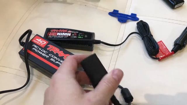 ОНЛАЙН ТРЕЙД.РУ Автомобиль на радиоуправлении TRAXXAS LaTrax Teton 1/18 4WD, Fast Charger смотреть онлайн