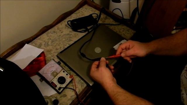 Testing your Laptop Power Supply смотреть онлайн