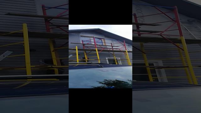 Потихоньку движется