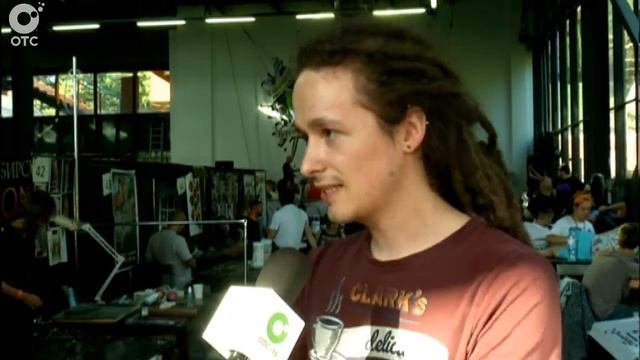 На V фестивале татуировки можно было раскрасить своё тело у лучших мастеров страны смотреть онлайн