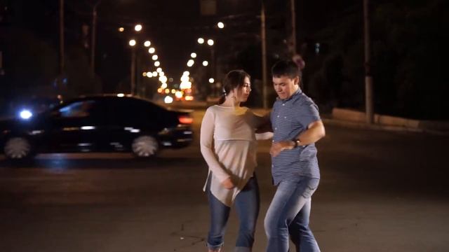 Night Kizomba-Кизомба на центральной площади города Чита смотреть онлайн
