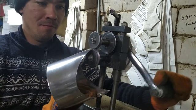 Подробное изготовление тройника 90° из жести смотреть онлайн