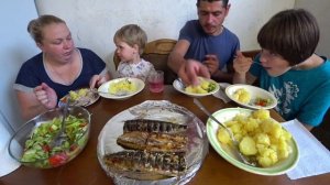 мукбанг скумбрия на костре