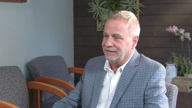 Doctor Michael Jones on Tooth Fillings смотреть онлайн