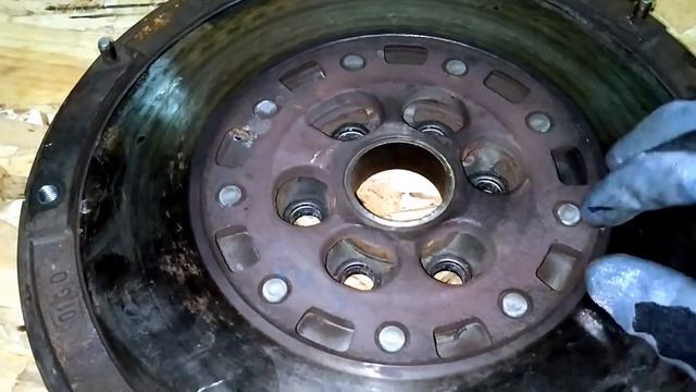 Демпферный (двухмассовый) маховик, признаки неисправности. смотреть онлайн