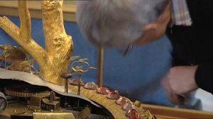 Часы Павлин