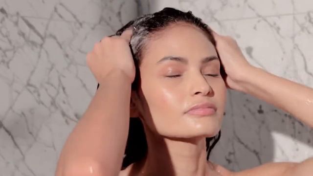 Kerastase Curl Manifesto Bain Hydratation Douceur Увлажняющий шампунь-ванна для кудрявых волос смотреть онлайн